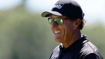 Phil Mickelson Secretly Bends Bryson DeChambeau’s Iron Over His Knee, Makes It Look Effortless