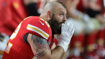KC Chiefs’ Anthony Sherman Gets Blasted For Comparing Unvaccinated Players Being Forced To Wear Wristbands To Racial Segregation In The 60s