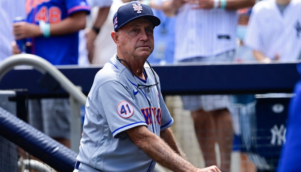 A wild month for a baseball lifer: Mets bench coach Dave Jauss