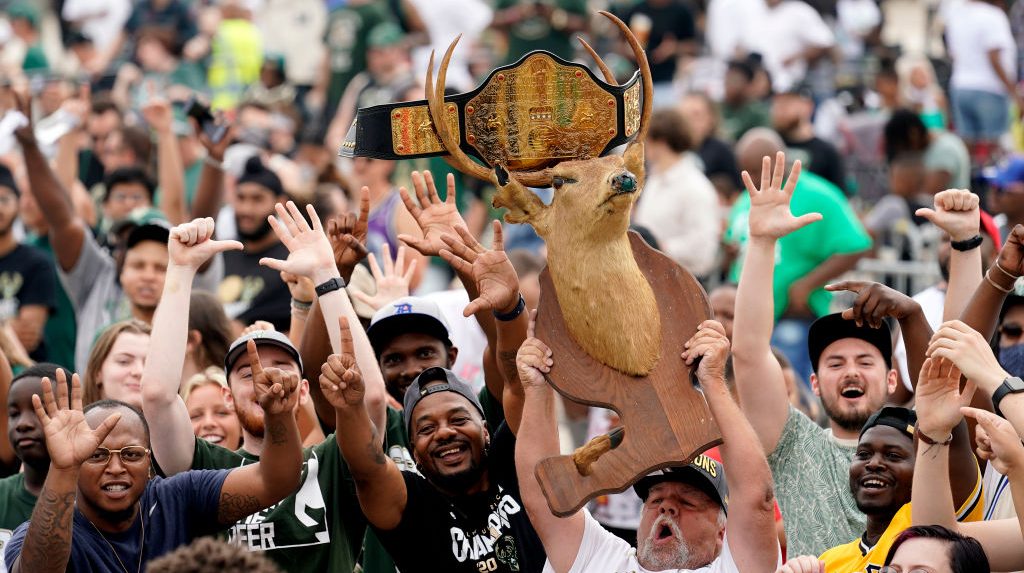 Bucks parade: PJ Tucker earned MVP with the best speech