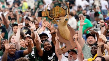 Giannis Anetotokounmpo Hilariously Trolled The Haters With A Free Throw During A WILD Milwaukee Bucks Parade