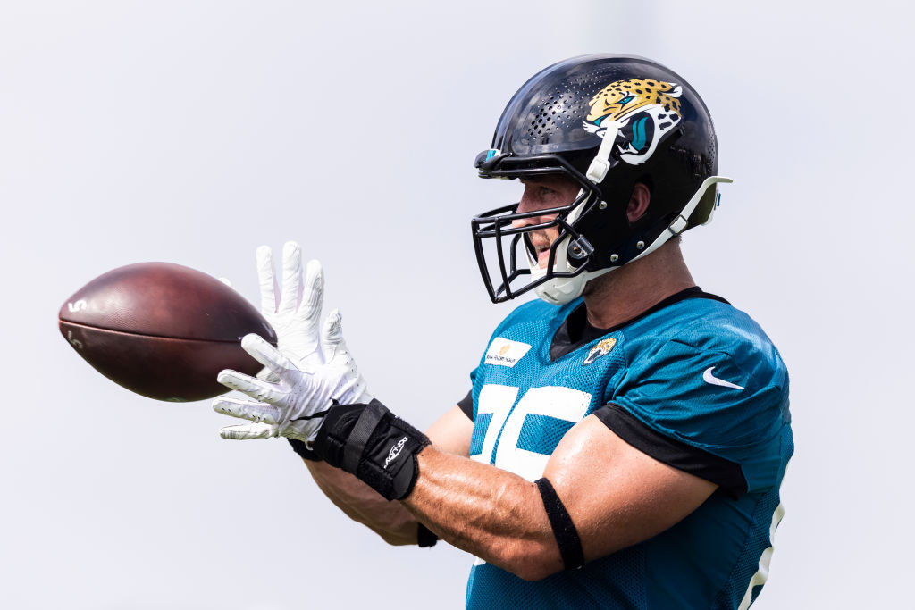 BREAKING: Tim Tebow Worked Out For The Jacksonville Jaguars As A Tight End  - Daily Snark