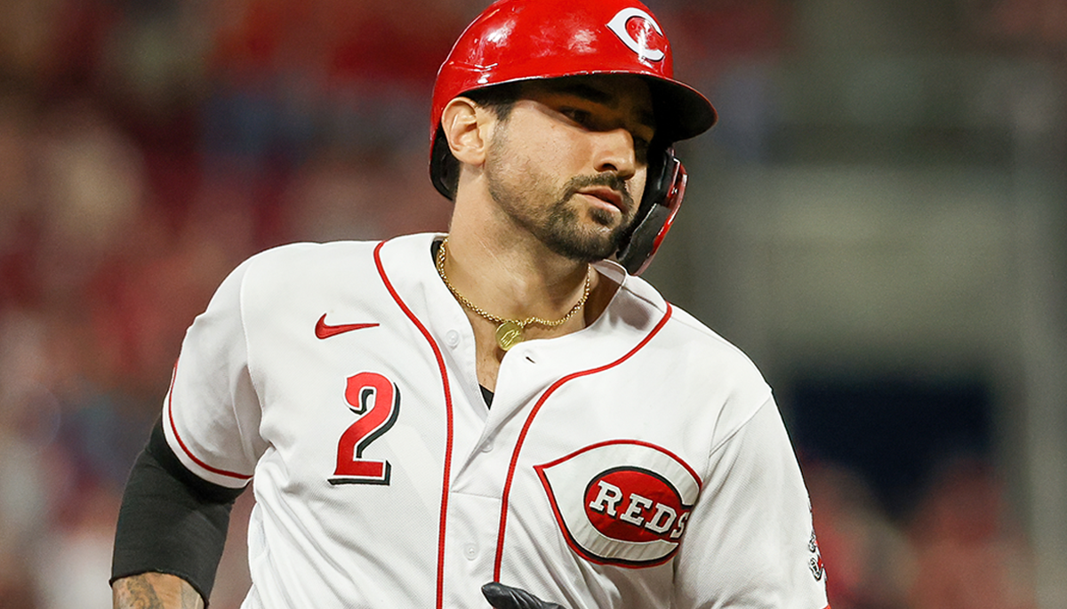 Reds' Nick Castellanos interrupts eulogy with homer