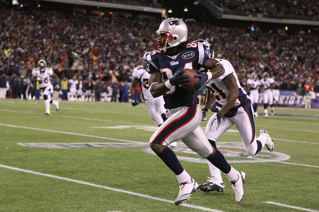 Patriots: Deion Branch has ridiculously high praise for Pats' new TEs