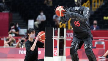 Stop Bullying Ben Simmons With The Olympic Robot’s Smooth Stroke