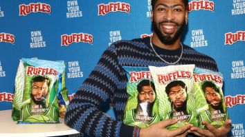 Pelicans Fans In New Orleans Refuse To Buy Ruffles Chips With Anthony Davis On The Cover Before Hurricane Ida’s Arrival