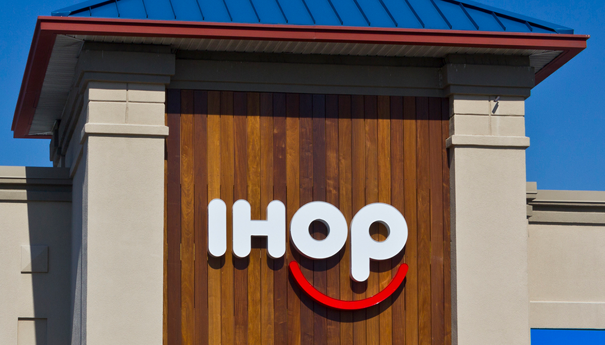 IHOP Is America's Hot New Brunch Spot After Adding Alcohol To Its Menu