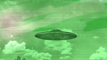Two Planes, One Military, Report Seeing A ‘Bright Green UFO’ In The Clouds Over Canada