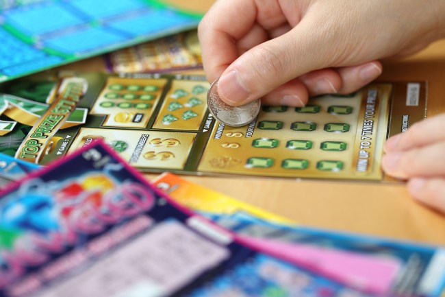 Florida woman Wilma Todd thought she won $100,000 on scratch-off lottery ticket, but turned out to be $1 million price.