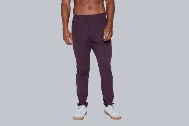 Fourlaps Has The Best Activewear Pants (And Shorts) For Running, Training, And Living In