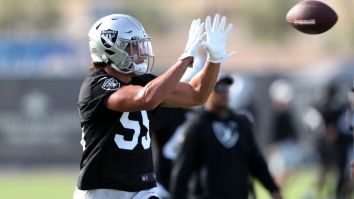 Las Vegas Raiders Awkwardly Wish Tanner Muse A Happy Birthday An Hour After Cutting Him