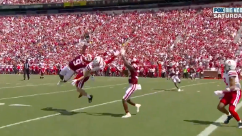 Oklahoma Made The Most INSANE One-Handed Interception And Gus Johnson Had His Mind Blown