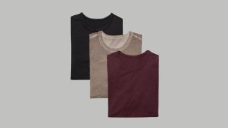 Toss Out Your Rotten T-Shirts And Grab A lululemon 5-Year Basic Tee Pack