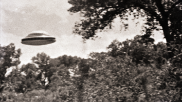 Former Air Force Captain Claims He Saw UFO Disable 10 Live Nukes At Top Secret Base