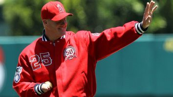 One-Handed Pitcher Jim Abbott Had A Great Reaction To Learning Kentucky LB JJ Weaver Has SIX Fingers