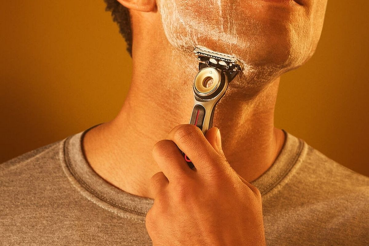Need A Gift Idea? Why Every Man Needs A Heated Razor Right Now
