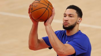 Ben Simmons Didn’t Actually Practice With His Phone In His Pocket, According To Shams Charania