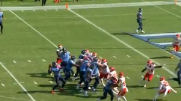 Titans Completely Fool Chiefs By Having Derrick Henry Throw Touchdown Pass On Trick Play
