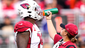 NFL Fans Want To Change Careers After Seeing What Low-Level Athletic Trainers Get Paid In The NFL