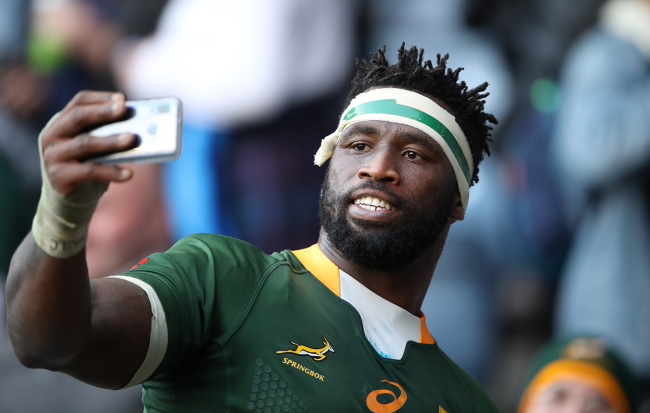 Siya Kolisi South Africa Rugby Captain Scotland Fan Speedo Sign Viral Video