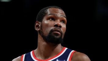 Kevin Durant Lashes Out After Fans Make Fun Of His Extremely Dry-Looking Skin In Viral Photo