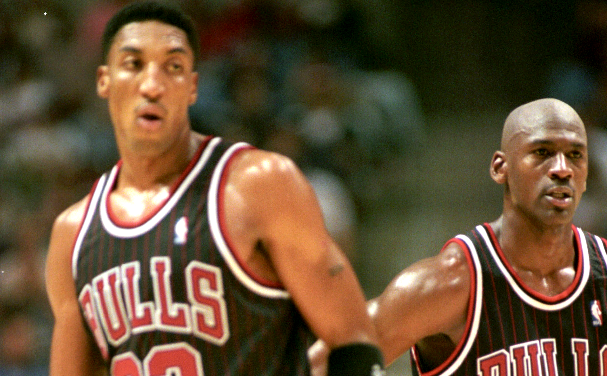 Michael Jordan and Scottie Pippen 'Mike x Scottie' - Chicago Bulls - Nba -  T-Shirt
