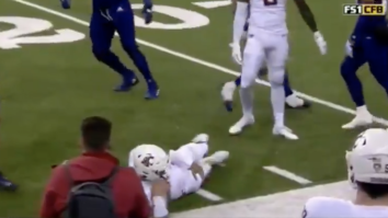 Washington State QB Jayden De Laura Gets Hilarious Unsportsmanlike Penalty For Posing Like A French Girl