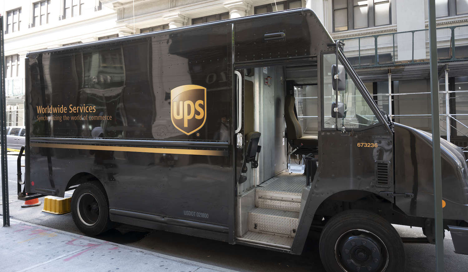 How Late Does UPS Deliver? Here's How Long You Should Wait
