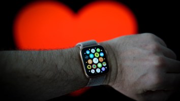 How To Control Your Apple Watch Using Only Hand Gestures With Assistive Touch