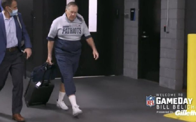 Look: Bill Belichick's Pregame Outfit Is Going Viral - The Spun