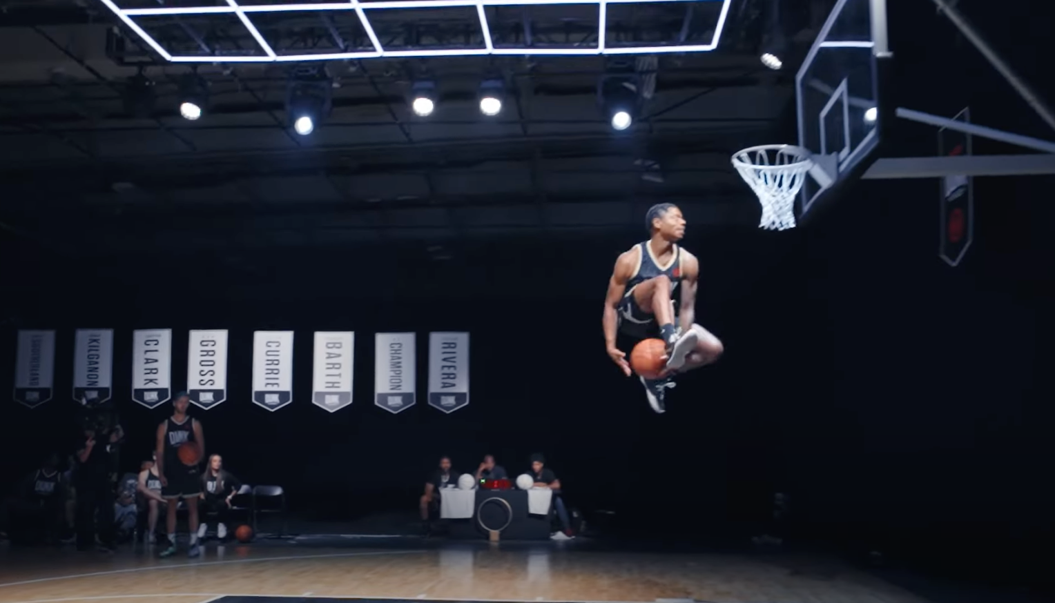 3 Of The World's Best Dunkers Go Off In A Game Of Slam Dunk HORSE