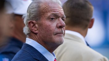 Colts Owner Jim Irsay Hands Out Signed $100 Bills To Buffalo Fans After Indy’s Blowout Win
