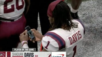 College Football Player Checks Instagram DURING The Game While Beating Deion Sanders, Jackson State
