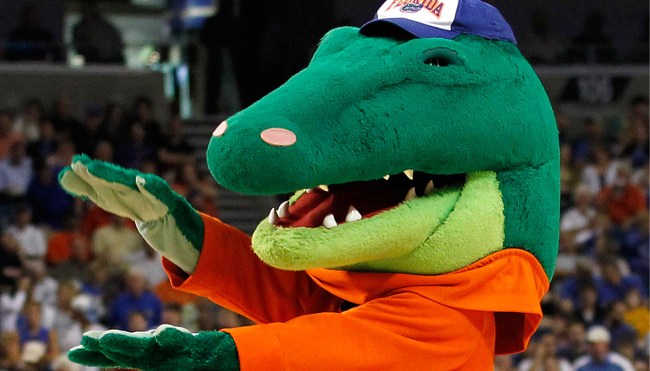 Florida Gators Charging Basketball Fans $350 To Work In Locker Room