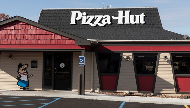 Video Outlines The Decline Of Pizza Hut And Highlight The Chain's Woes