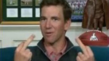 Low-Key Hilarious Eli Manning Had A Perfect Response To That Eagles Fan Who Gave The Camera The Double Bird