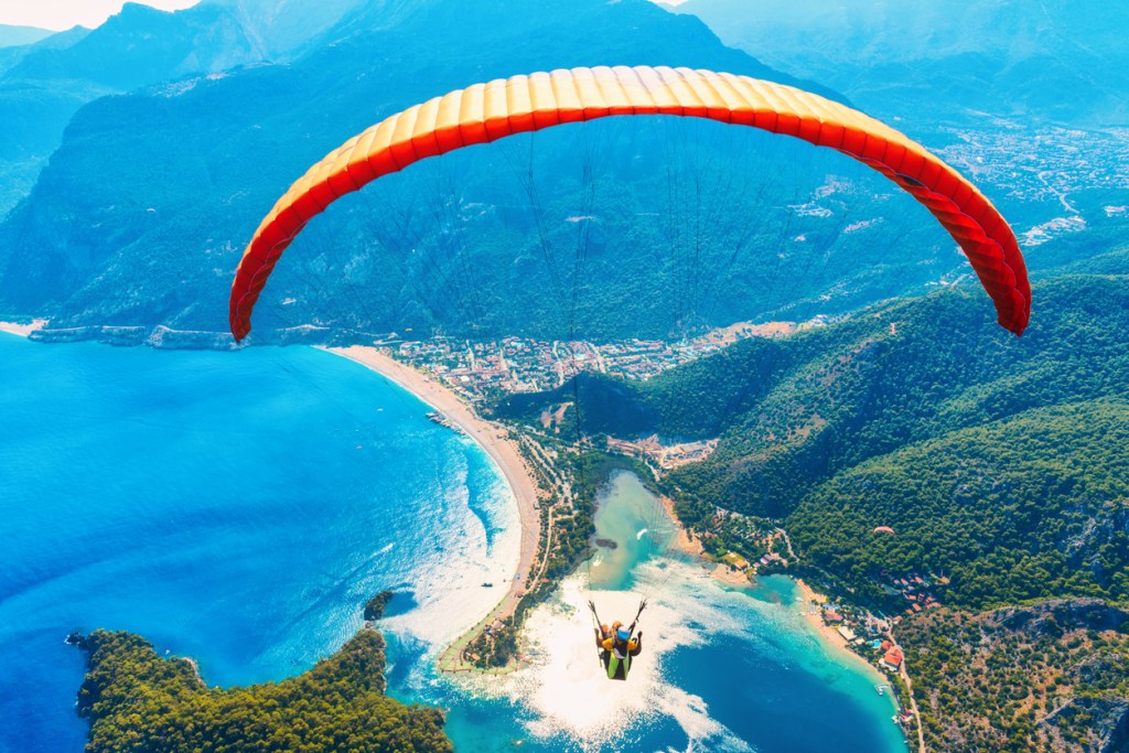 Paraglider Lost In Freefall After Parachute (And Backup) Fails But She Miraculously Survives