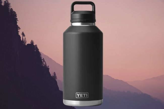 5 Growlers And Flasks Perfect For Hiking, Kayaking, And Camping