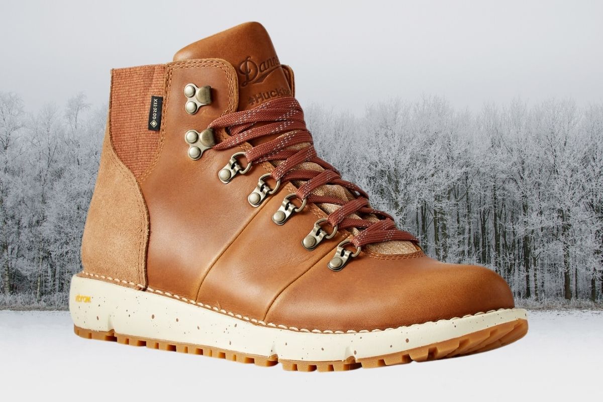 7 Best SlushProof Boots That Will Trudge Through Snow With Ease