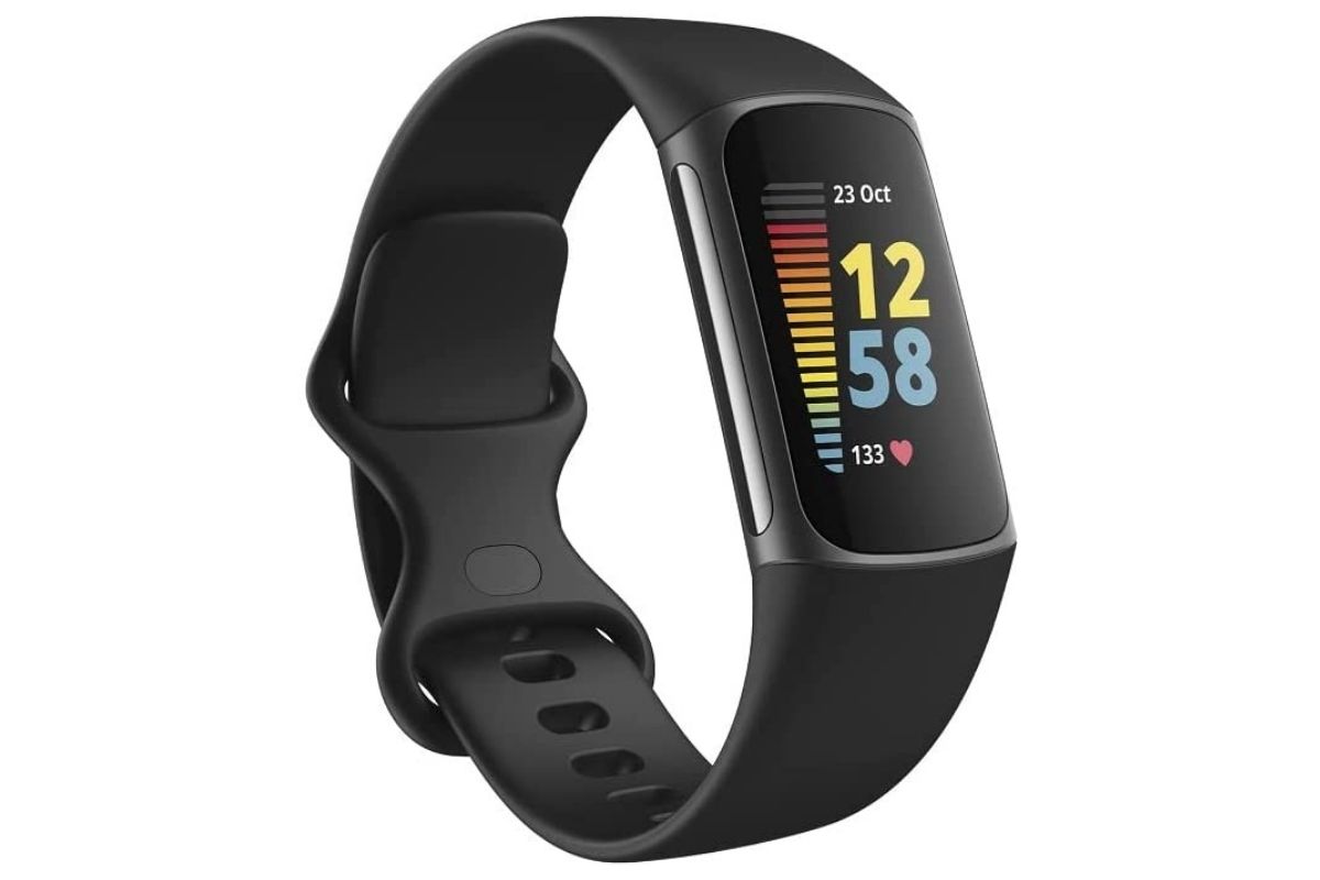 Kick Off The New Year By Acquiring One Of These Four Fitness Trackers