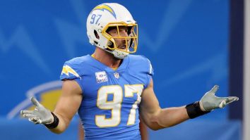 Crazy NFL Playoff Scenario Could Lead Two Teams To Take Knees The Entire Game To Force A Tie On Sunday