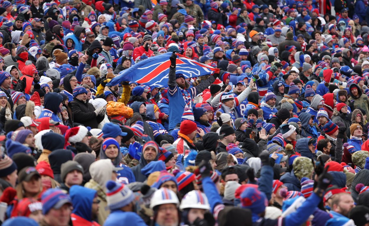 Bills Mafia' shows support at airport after loss to Chiefs