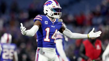 Bills WR Stefon Diggs Lays Big Hit On Fan Who Ran On The Field During Game