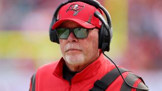 Bruce Arians Appeared To Be In A Lot Of Pain While Coaching NFC Wild Card With Ice On Achilles