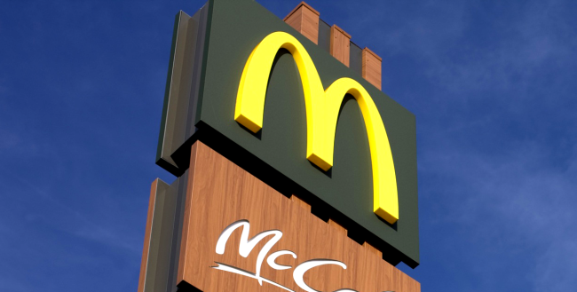 Delavec McDonald'sa v zakulisju povzroča polemiko s TikToksom