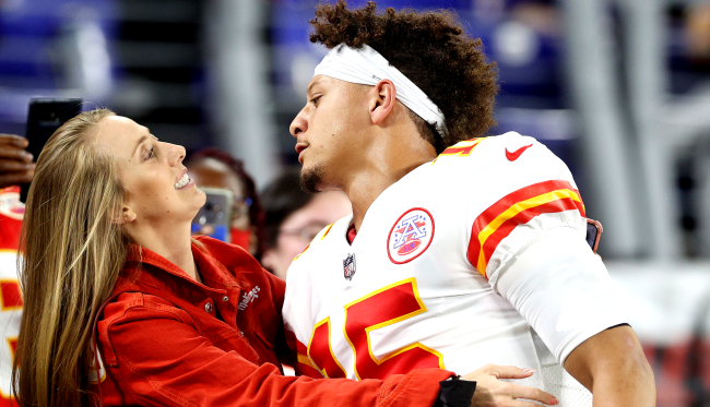 Patrick Mahomes Fiancee Now Selling Team Brittany Shirts
