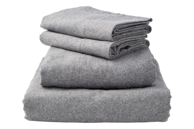 Take 30% Off These Warm Eco Heather Flannel Sheet Sets From Upstate