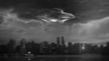 Two Separate UFOs Filmed By Passengers On Commercial Airplanes Leave People Flummoxed