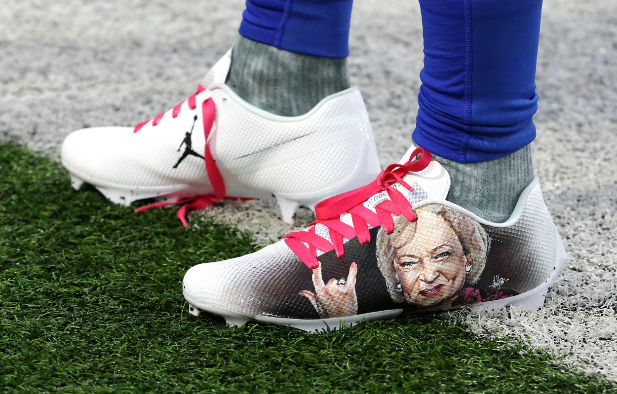 DeSean Jackson, Stefon Diggs pay tribute to John Madden with cleats