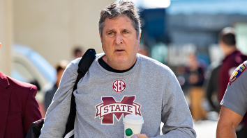 Mike Leach Ruthlessly Bashing Texas Football To A Random Longhorns Fan On Cameo Is Pure Gold
